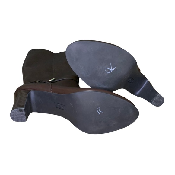 G.h BASS CO FAUX LEATHER HIGH ZIP BOOT 3” HEEL SIZE 10 - Picture 4 of 11